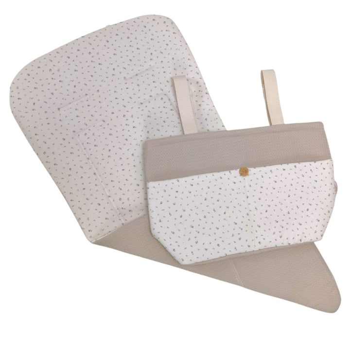 Colchoneta Reversible para silla + Bolso a juego florecitas new beig